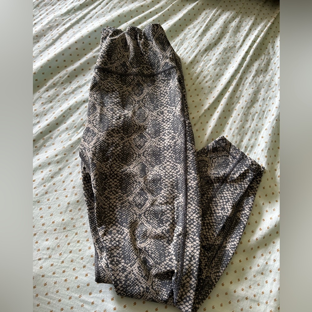 Athleta ultimate 7/8 length leggings